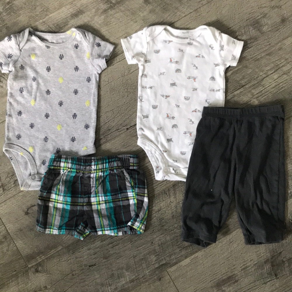 2 6 months baby boy outfit sets mostly carters